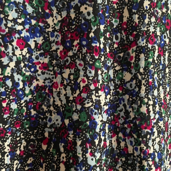 Floral blouse with ruffles - Picture 6 of 6